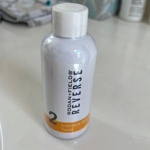 Intensive brightening toner